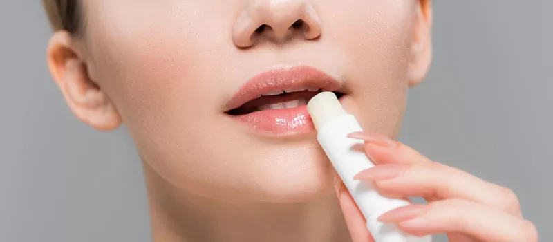 Rahasia Kandungan Lip Care untuk Mencerahkan Bibir